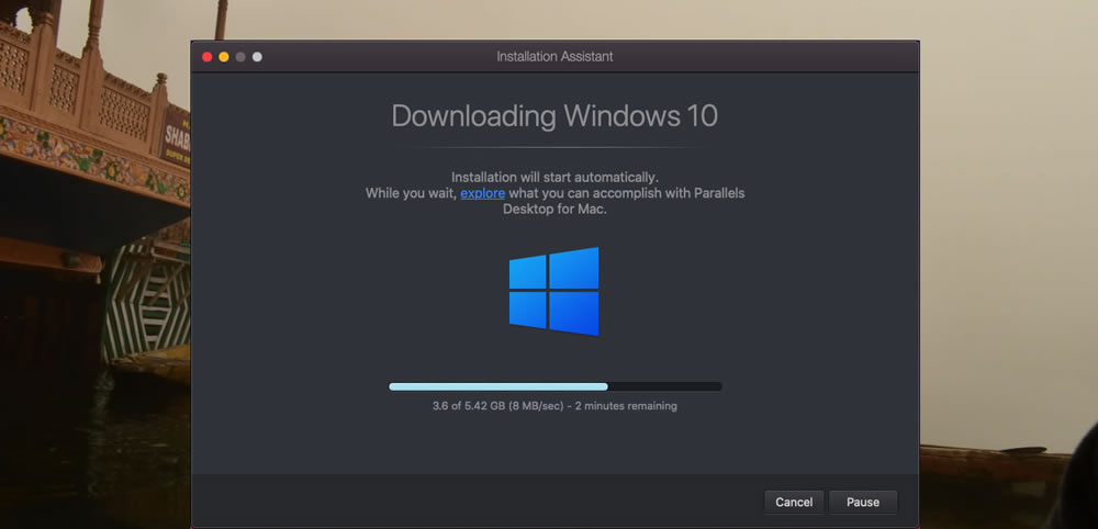 windows 10 downloading
